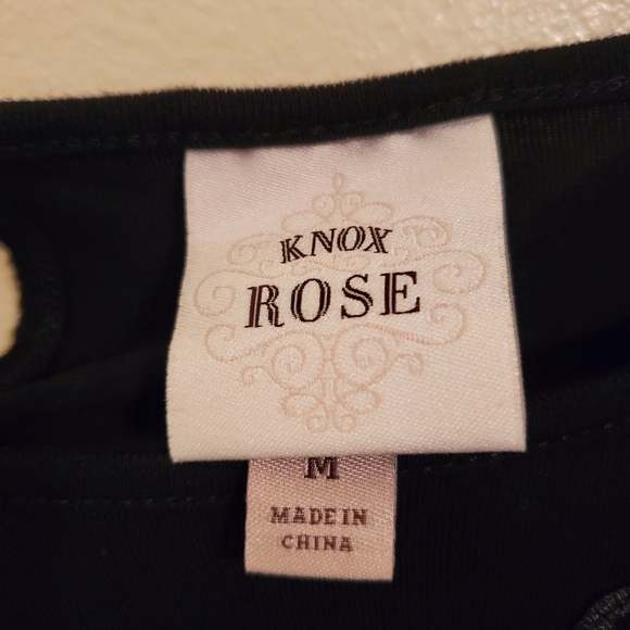 Black Blouse w/ Lace Trem Womens size Medium Brand Knox Rose - Picture 5 of 8